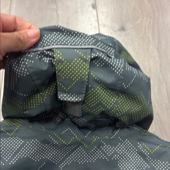 Columbia snow jacket - Picture 8 of 8